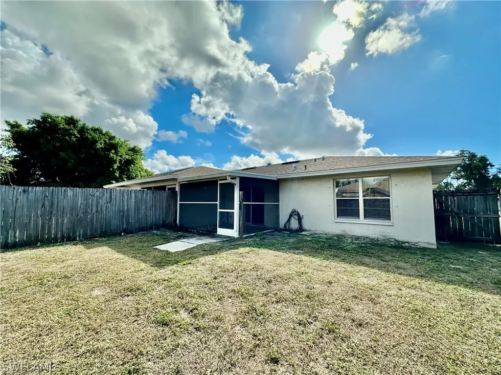 7433 Pebble Beach Road Fort Myers FL 33967