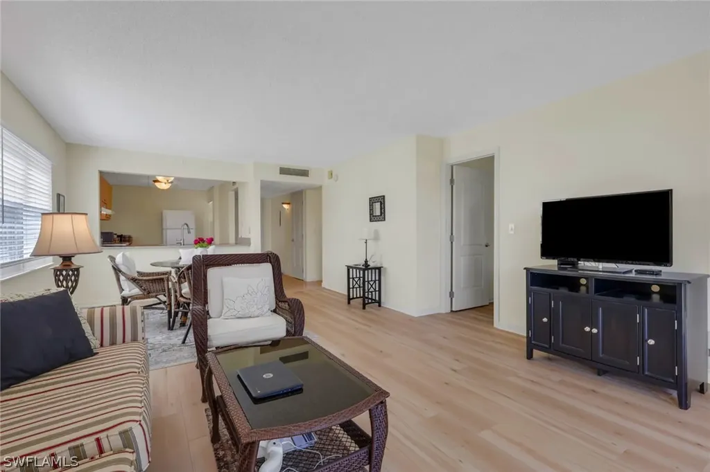 1057 Forest Lakes Drive Naples FL 34105