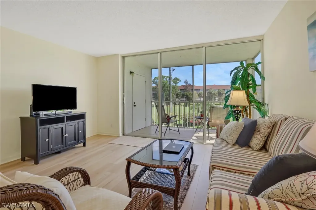 1057 Forest Lakes Drive Naples FL 34105