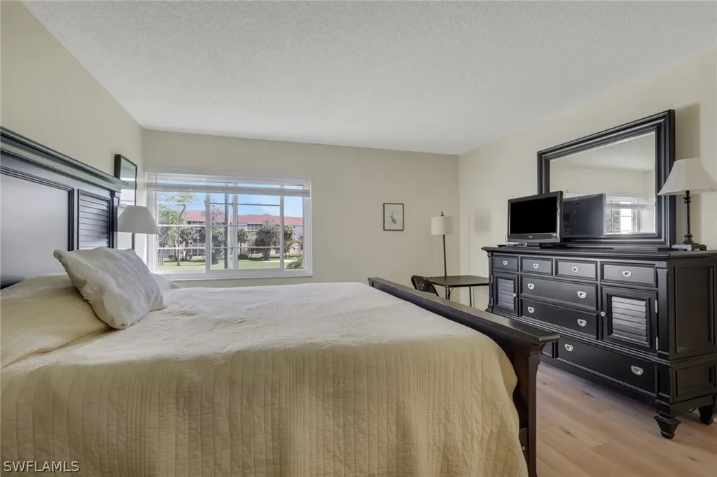 1057 Forest Lakes Drive Naples FL 34105