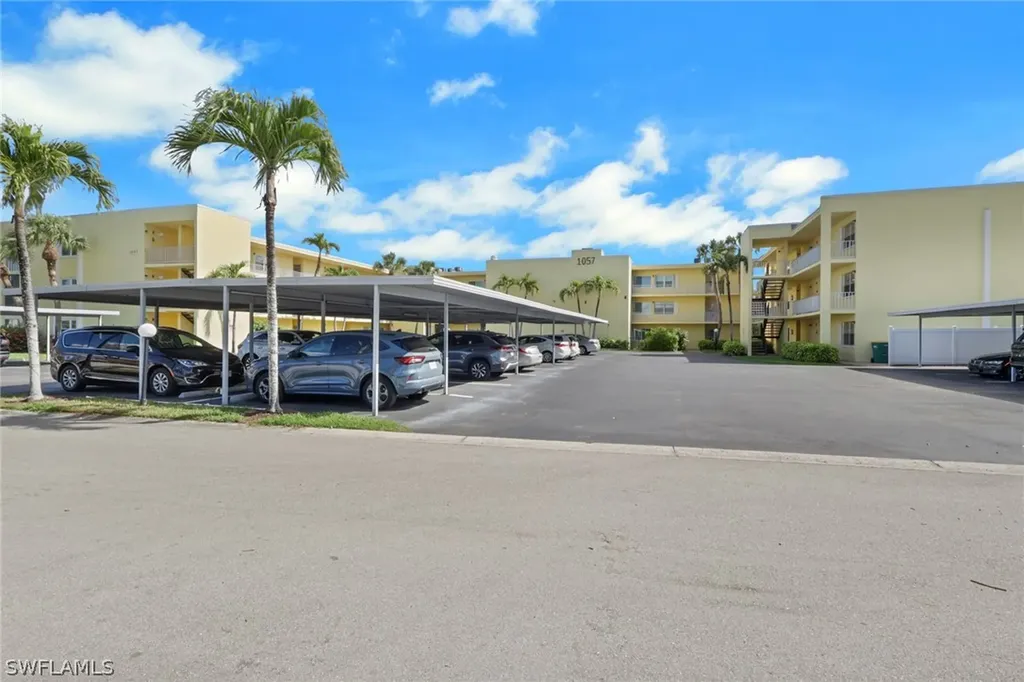 1057 Forest Lakes Drive Naples FL 34105