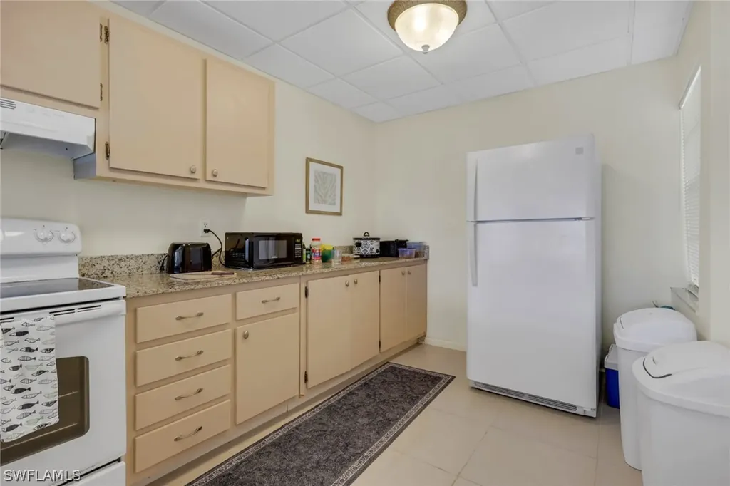 1057 Forest Lakes Drive Naples FL 34105