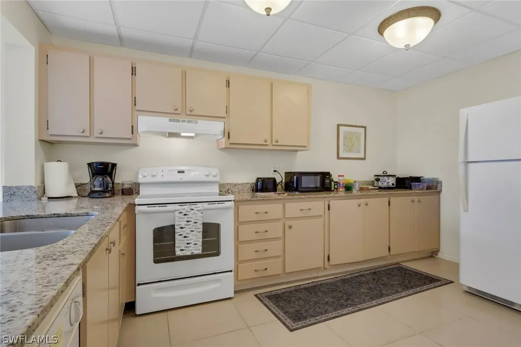 1057 Forest Lakes Drive Naples FL 34105