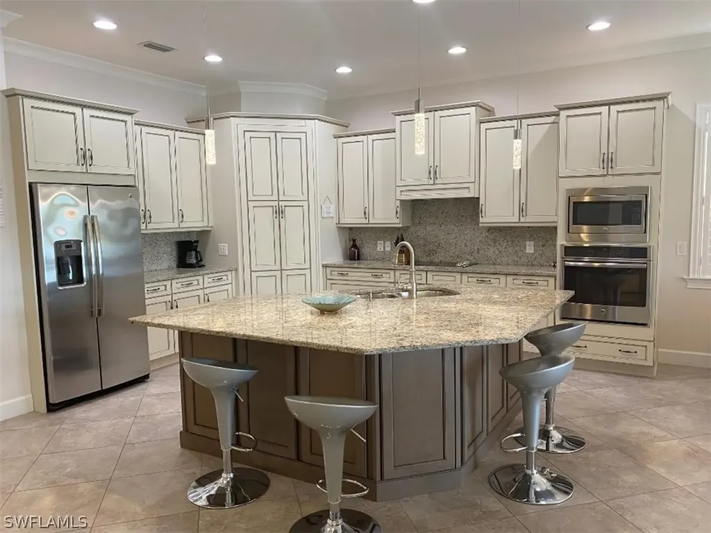 5069 Tortola Court Naples FL 34113