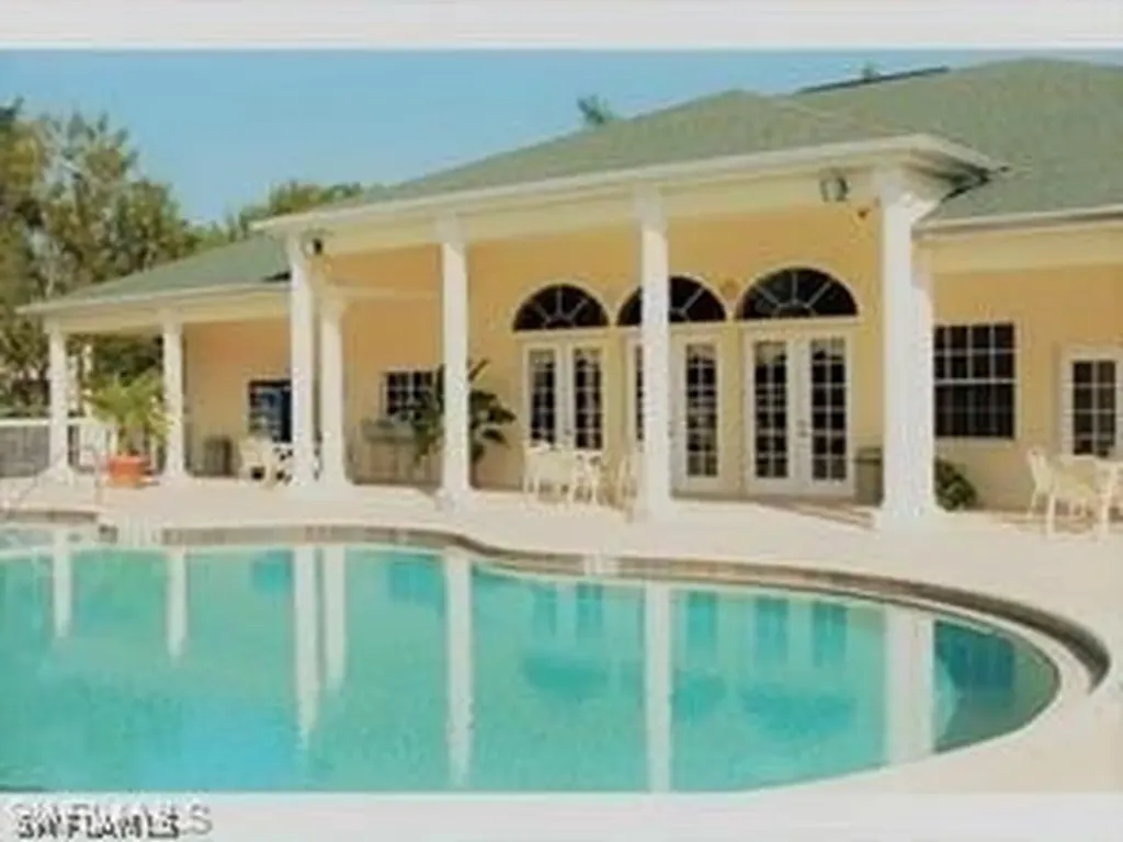 27095 Matheson Avenue Bonita Springs FL 34135