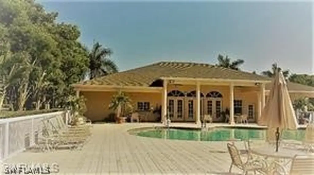 27095 Matheson Avenue Bonita Springs FL 34135