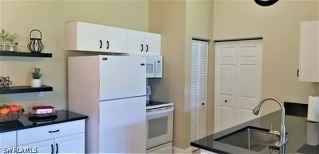 27095 Matheson Avenue Bonita Springs FL 34135