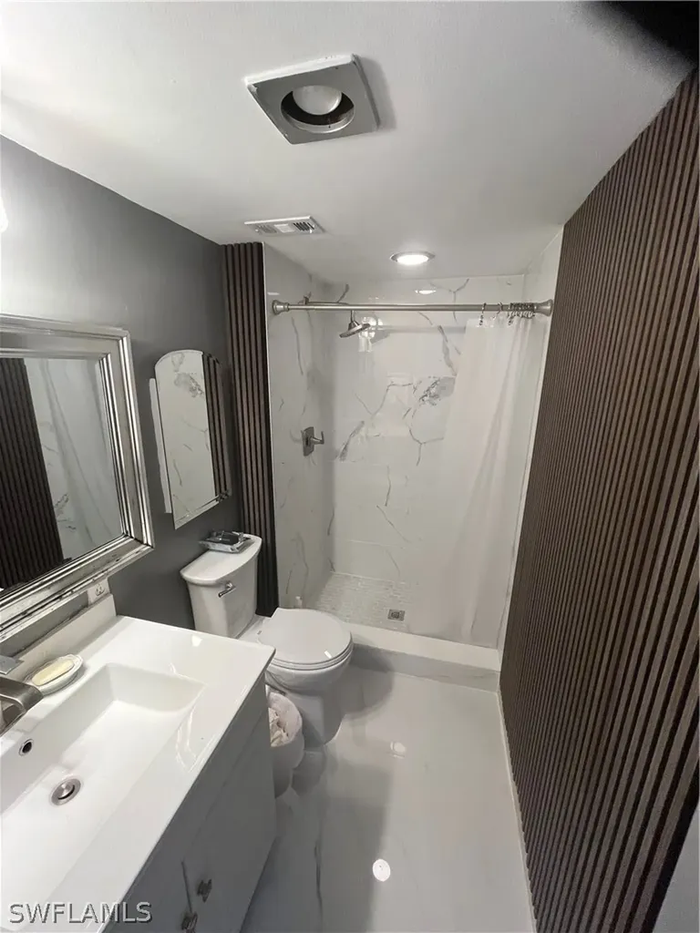 3 Bluebill Avenue Naples FL 34108