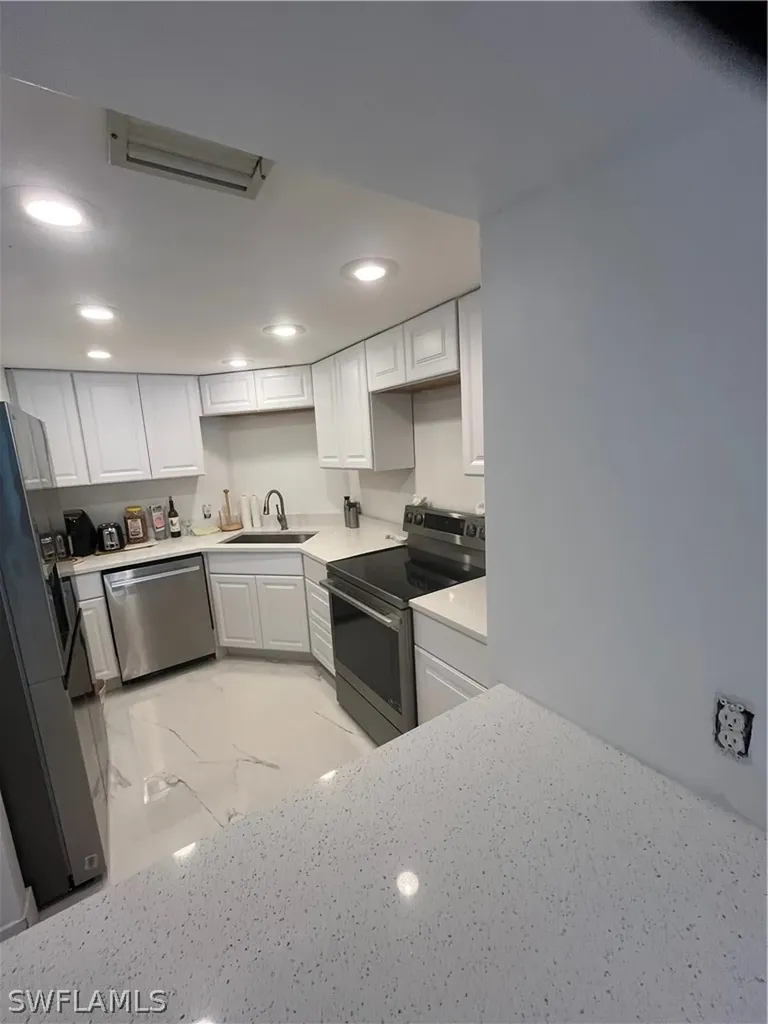 3 Bluebill Avenue Naples FL 34108