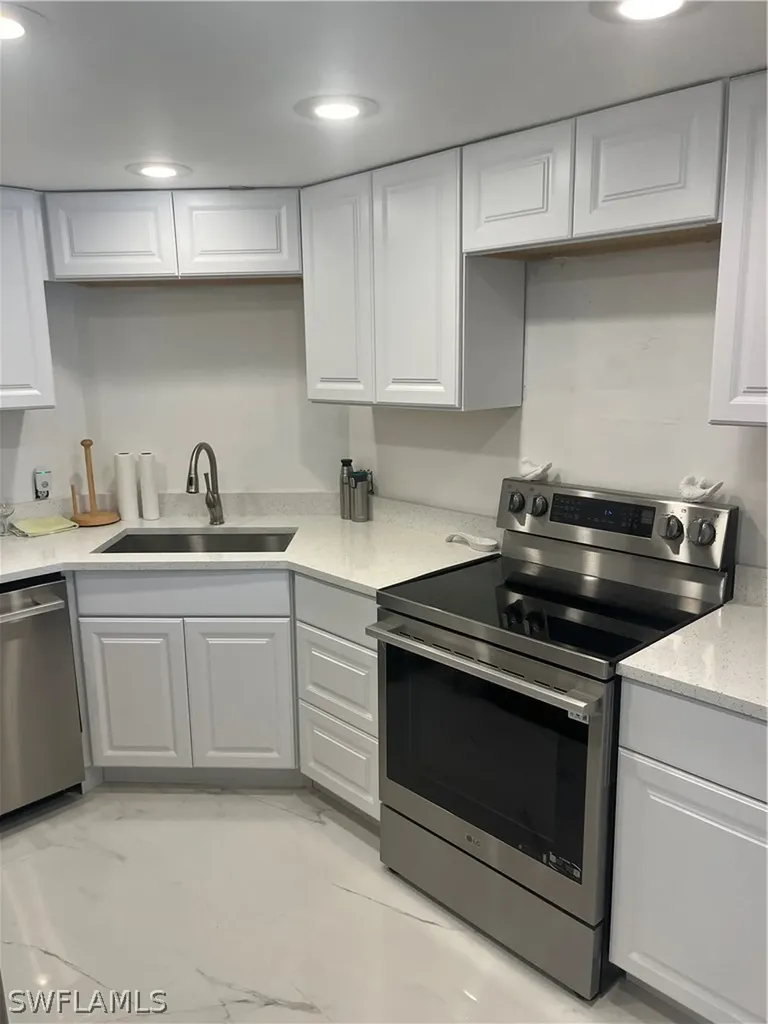 3 Bluebill Avenue Naples FL 34108