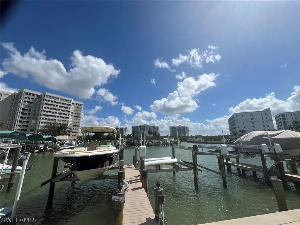 3 Bluebill Avenue Naples FL 34108