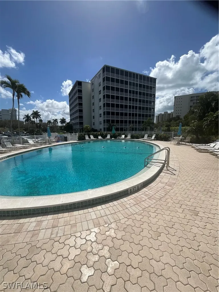 3 Bluebill Avenue Naples FL 34108