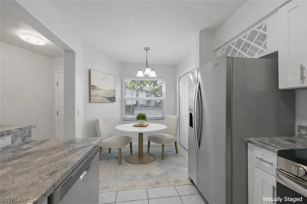 9570 Crescent Garden Drive Naples FL 34109