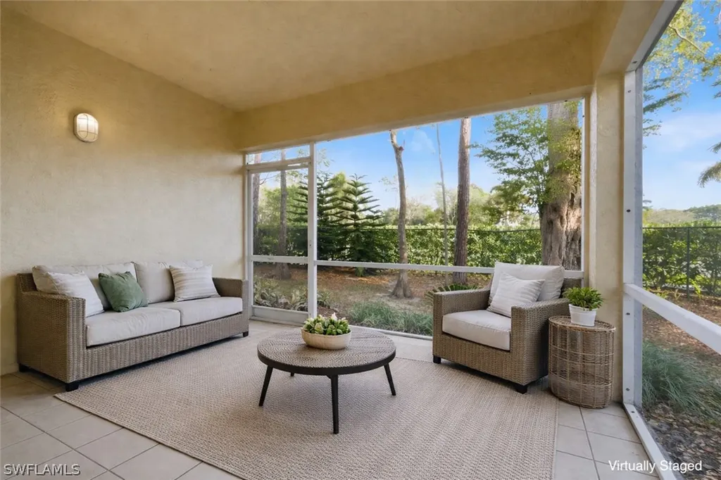 9570 Crescent Garden Drive Naples FL 34109