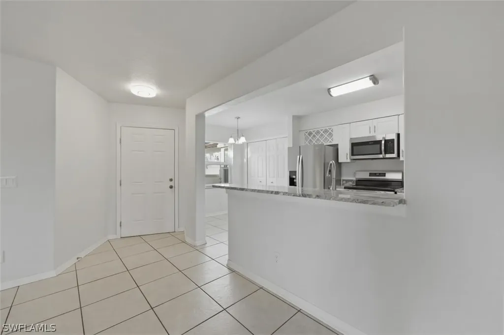 9570 Crescent Garden Drive Naples FL 34109