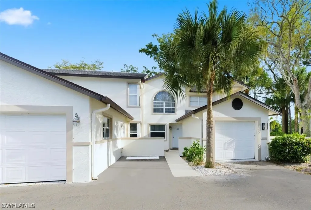 9570 Crescent Garden Drive Naples FL 34109