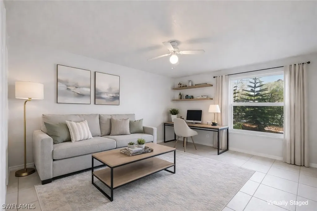 9570 Crescent Garden Drive Naples FL 34109
