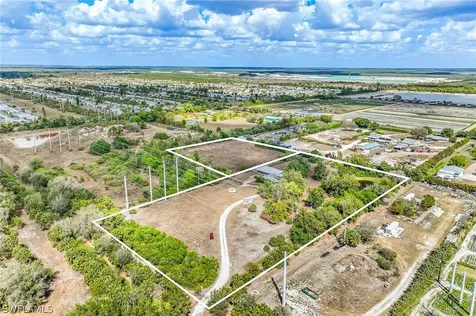 26118 Cutting Horse Lane Bonita Springs FL 34135