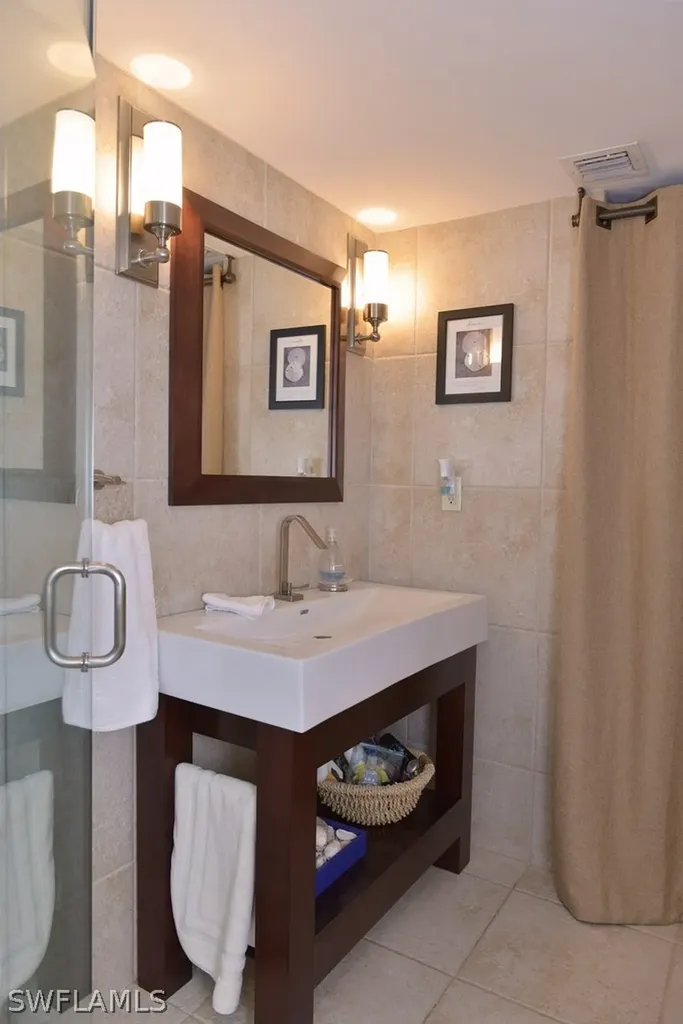 4001 Gulf Shore Boulevard N Naples FL 34103