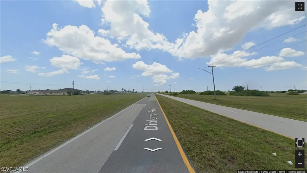 2122 Diplomat Parkway E Cape Coral FL 33909