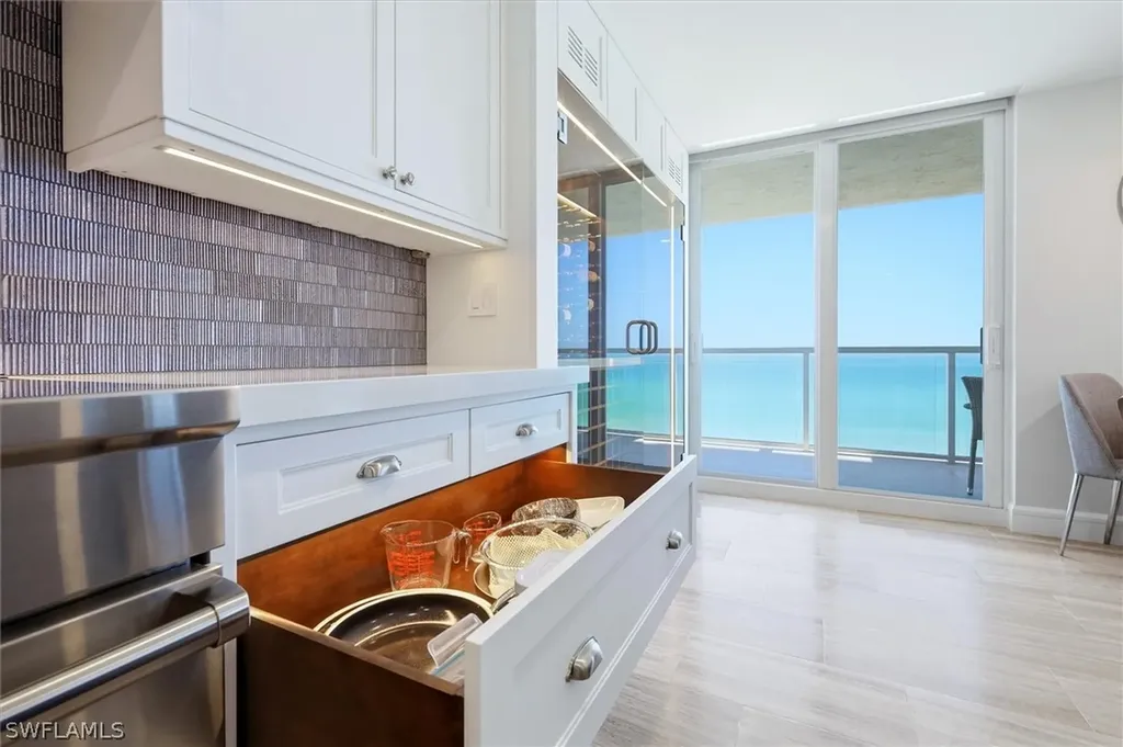 2425 Gulf Of Mexico Drive Longboat Key FL 34228