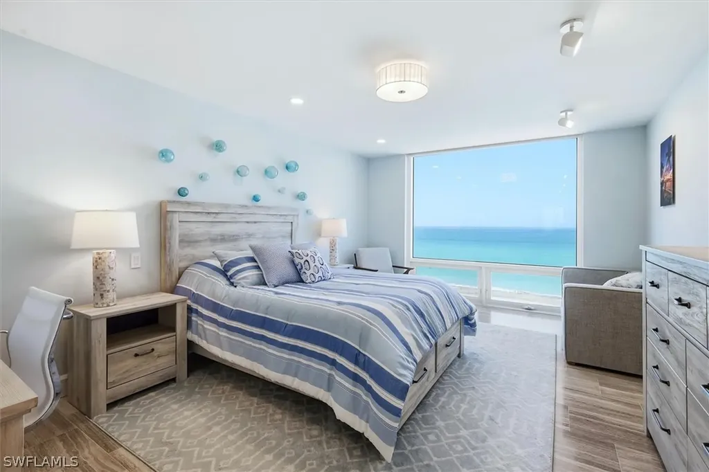 2425 Gulf Of Mexico Drive Longboat Key FL 34228