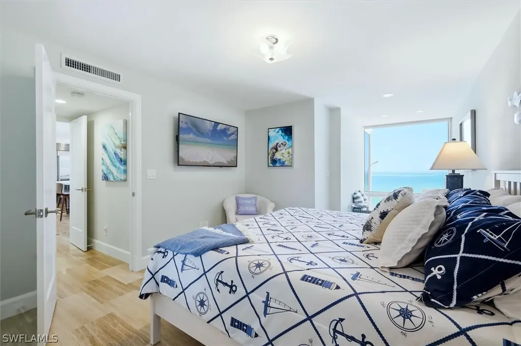2425 Gulf Of Mexico Drive Longboat Key FL 34228