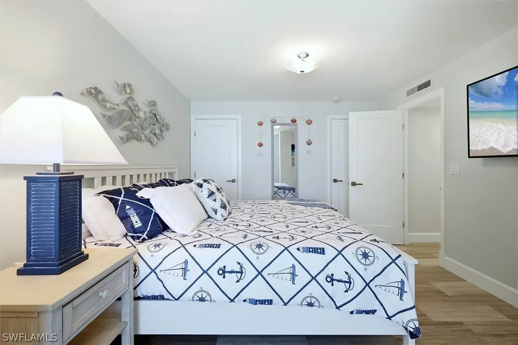 2425 Gulf Of Mexico Drive Longboat Key FL 34228