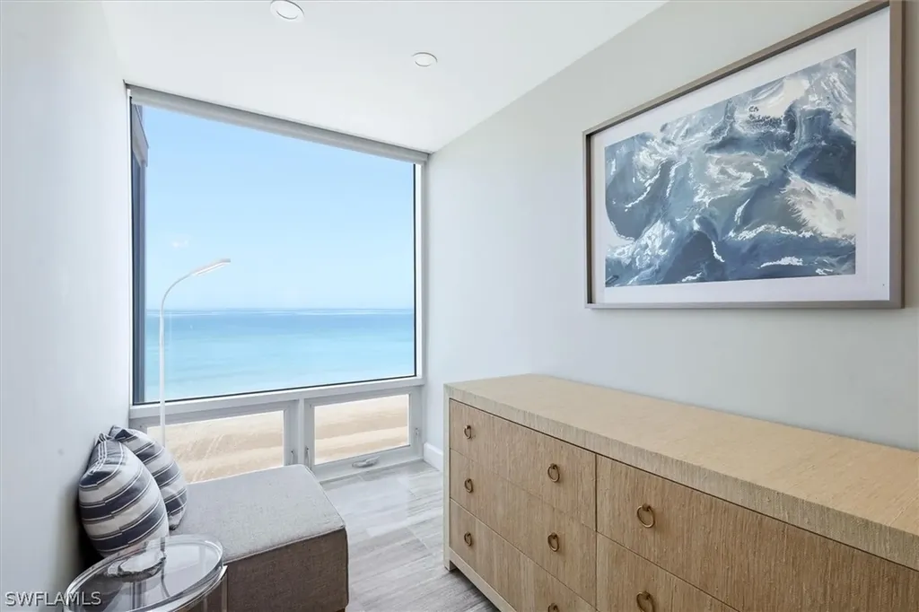 2425 Gulf Of Mexico Drive Longboat Key FL 34228