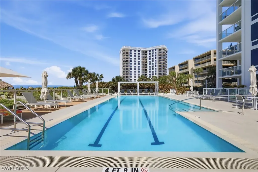 2425 Gulf Of Mexico Drive Longboat Key FL 34228