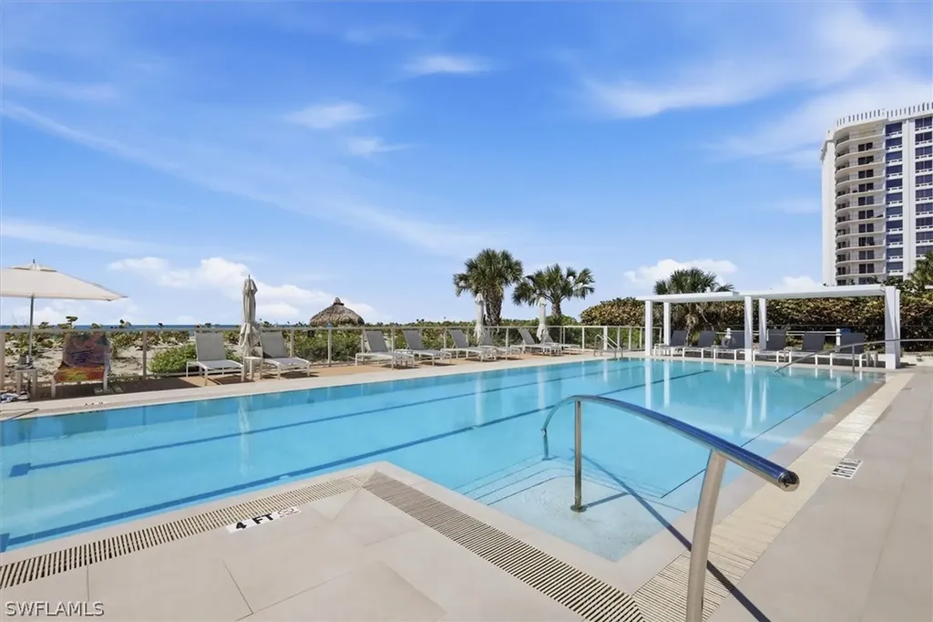2425 Gulf Of Mexico Drive Longboat Key FL 34228