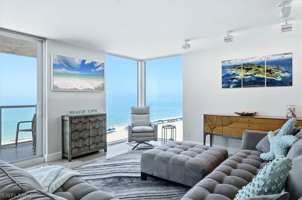 2425 Gulf Of Mexico Drive Longboat Key FL 34228