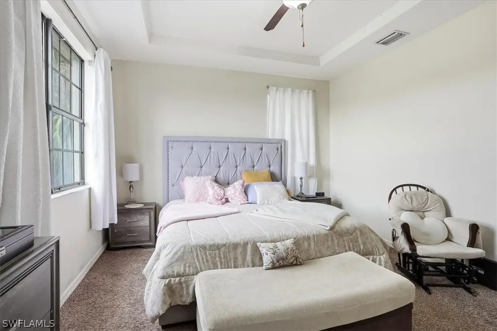 7576 Bristol Circle Naples FL 34120