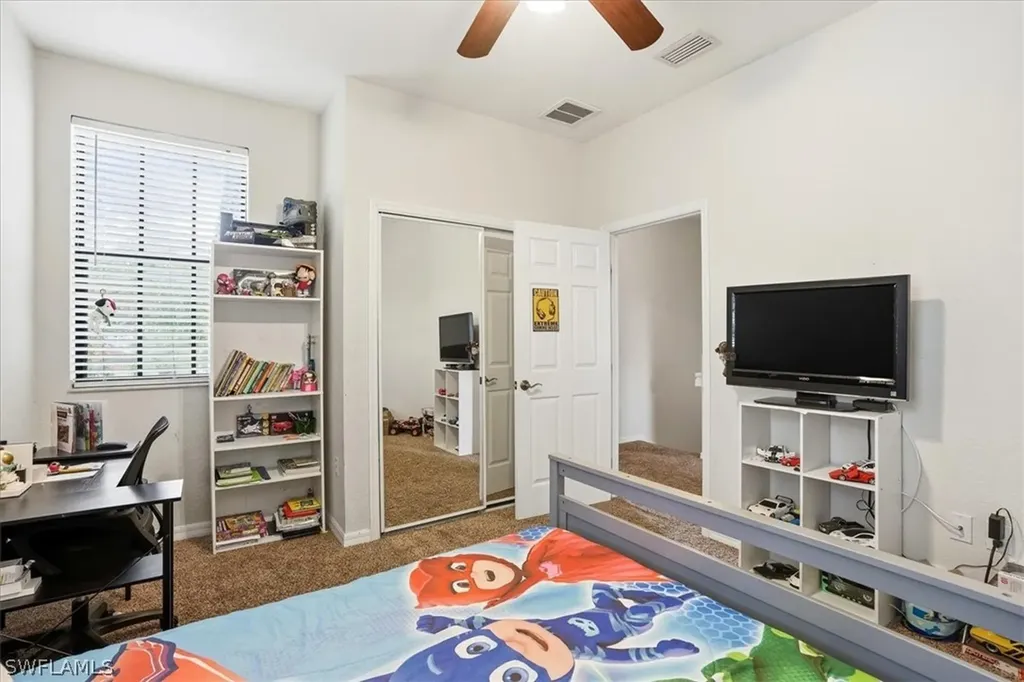 7576 Bristol Circle Naples FL 34120