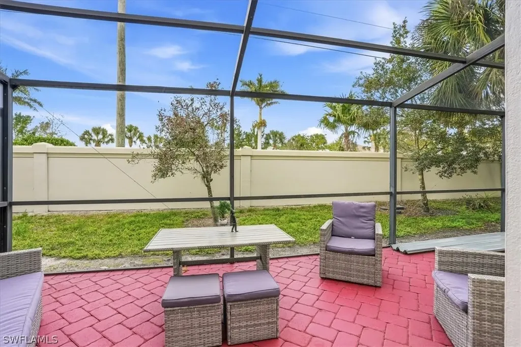 7576 Bristol Circle Naples FL 34120