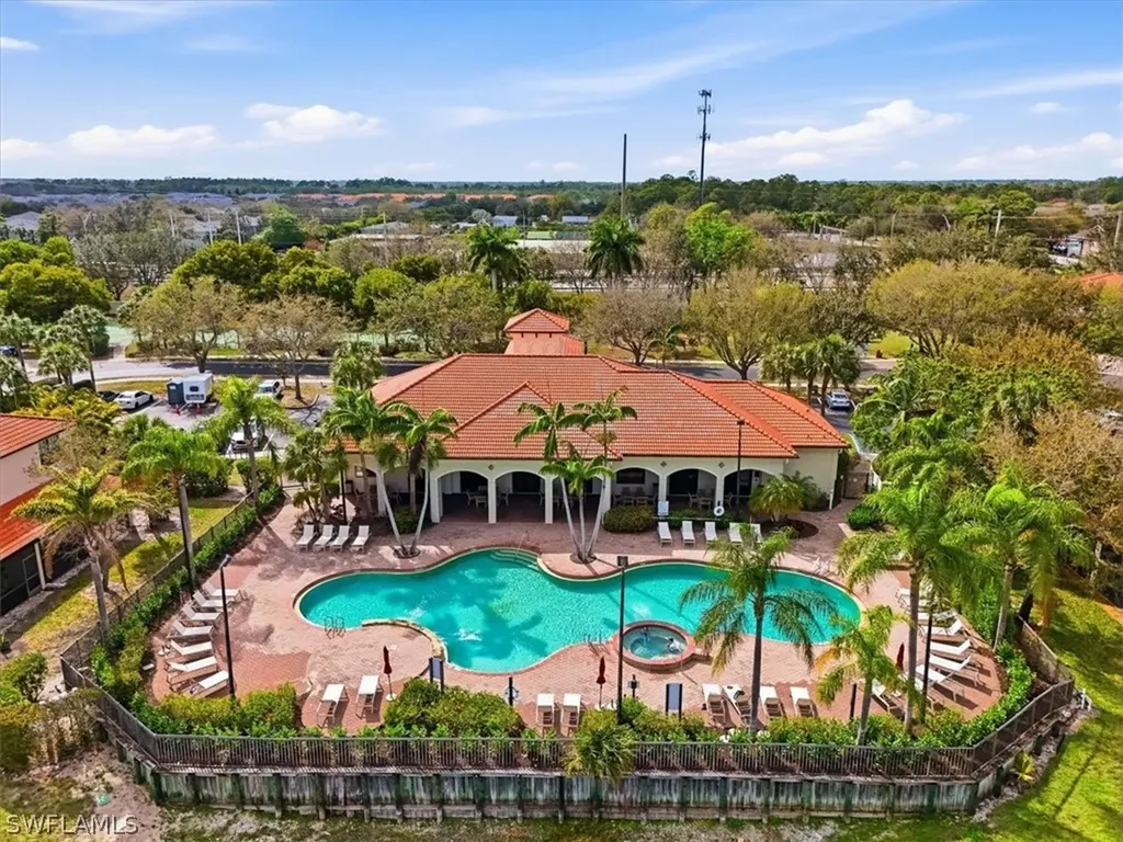 7576 Bristol Circle Naples FL 34120