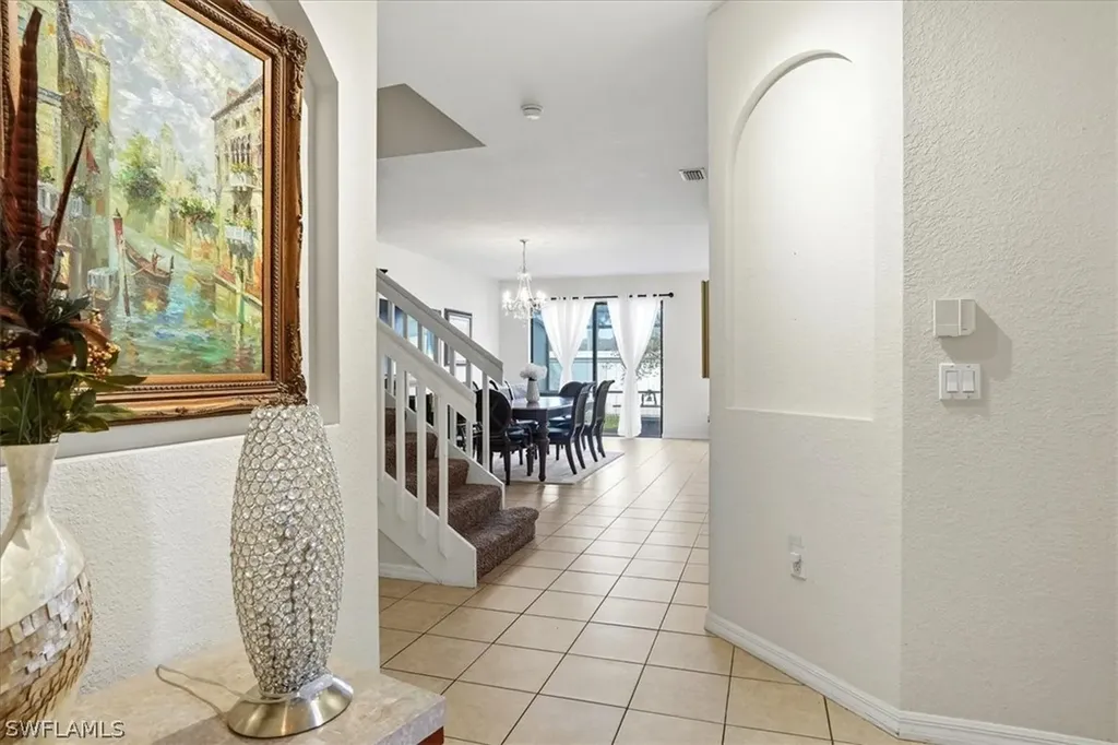7576 Bristol Circle Naples FL 34120