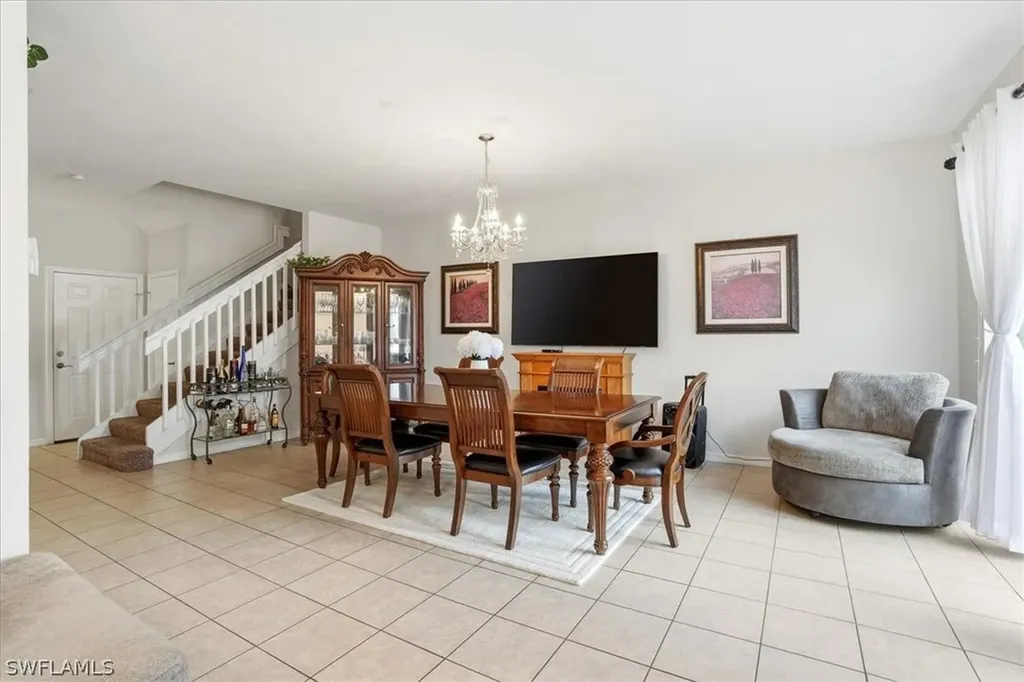 7576 Bristol Circle Naples FL 34120