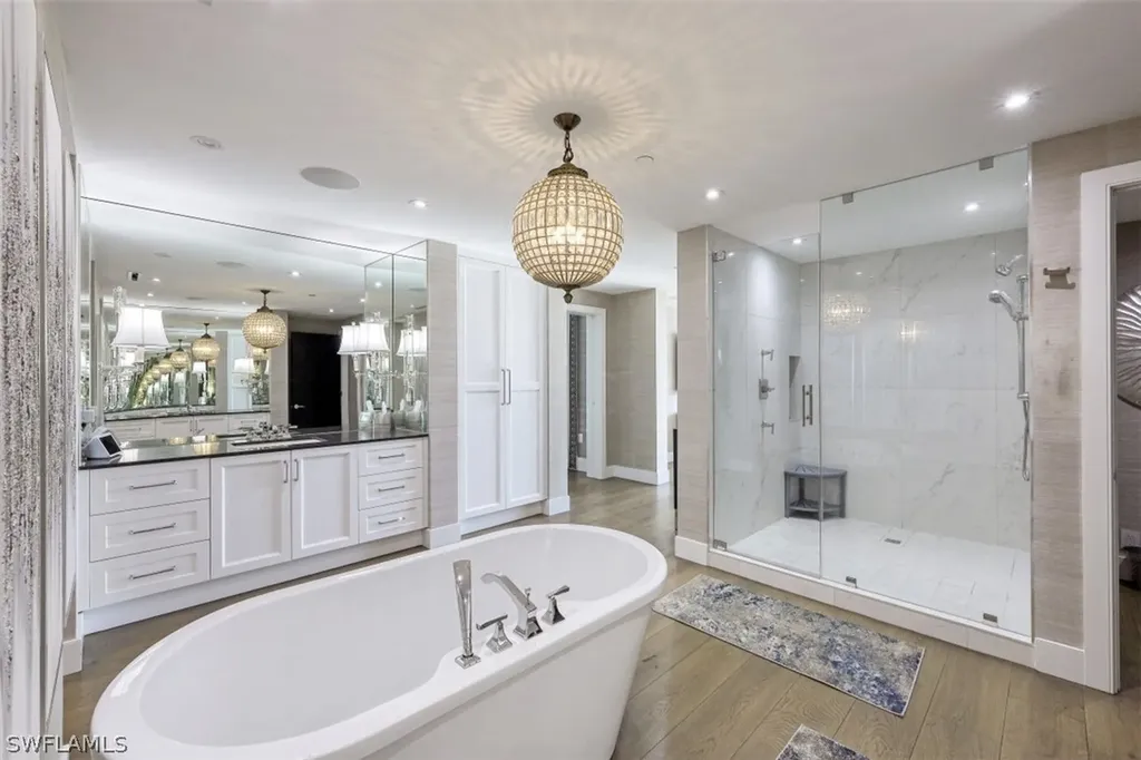 13915 Old Coast Road Naples FL 34110