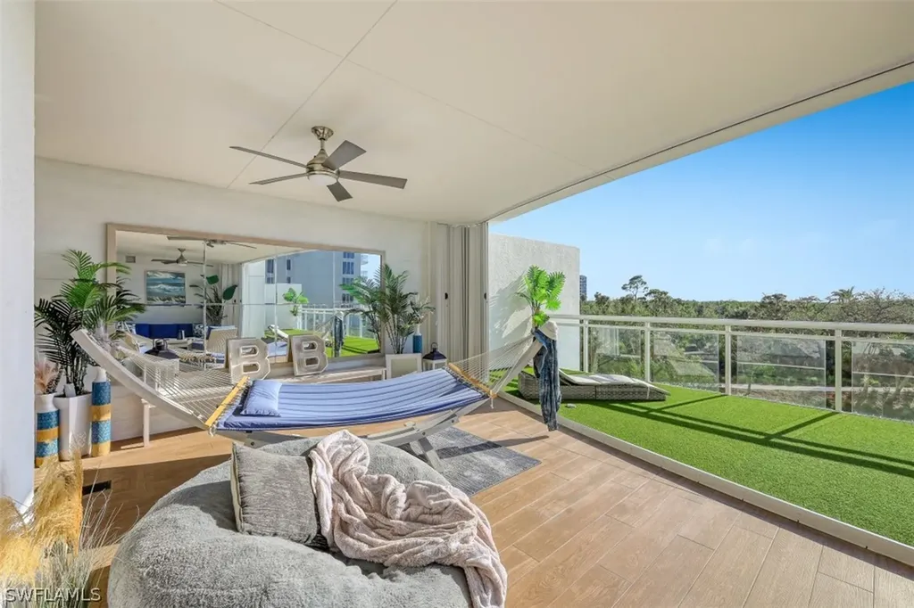 13915 Old Coast Road Naples FL 34110