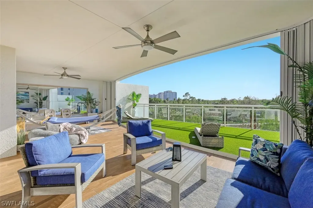 13915 Old Coast Road Naples FL 34110