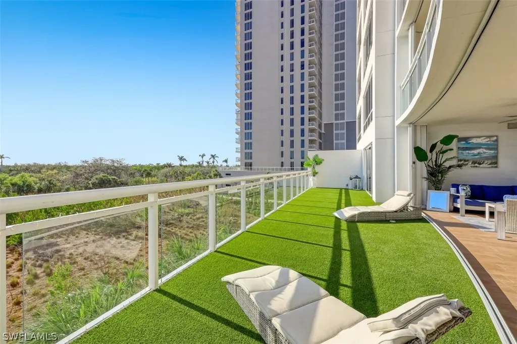 13915 Old Coast Road Naples FL 34110