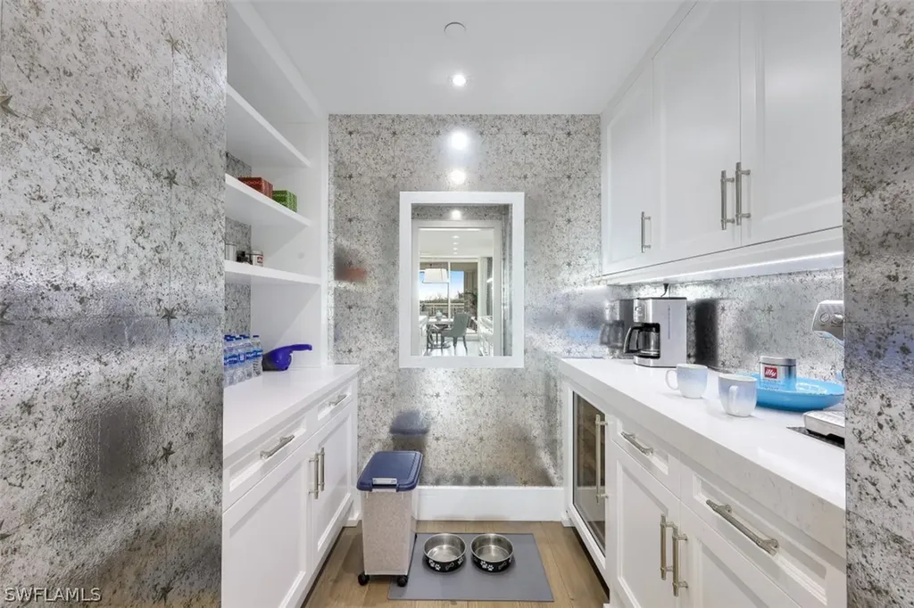 13915 Old Coast Road Naples FL 34110