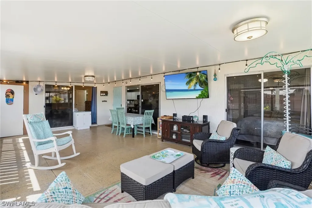15504 Crystal Lake Drive North Fort Myers FL 33917