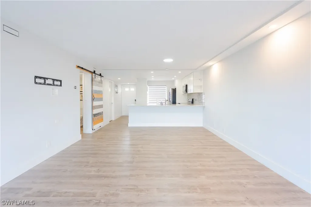 123 Palm Drive Naples FL 34112