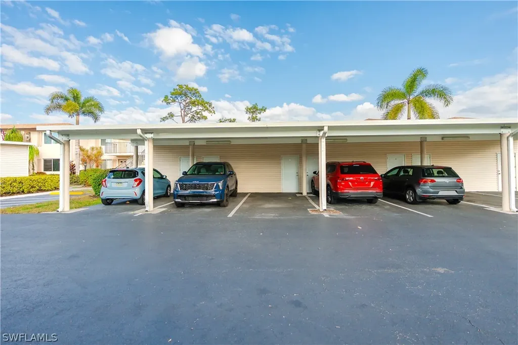 123 Palm Drive Naples FL 34112