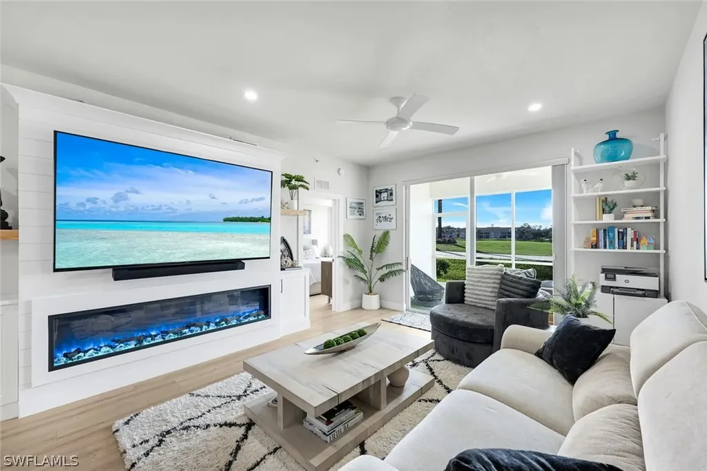 Naples FL, 2740 Cypress Trace Circle, Unit 2715