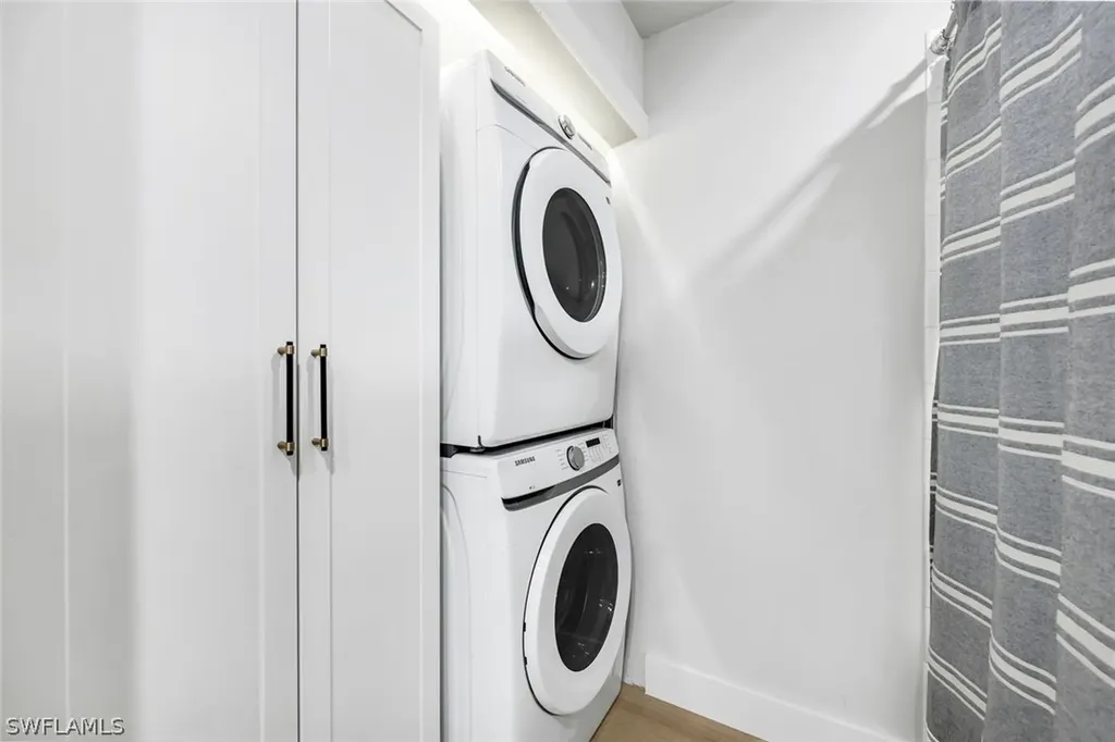 2740 Cypress Trace Circle Naples FL 34119