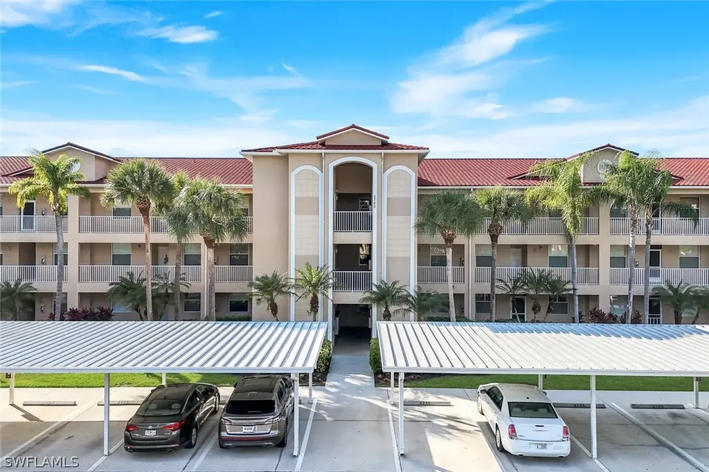 2740 Cypress Trace Circle Naples FL 34119