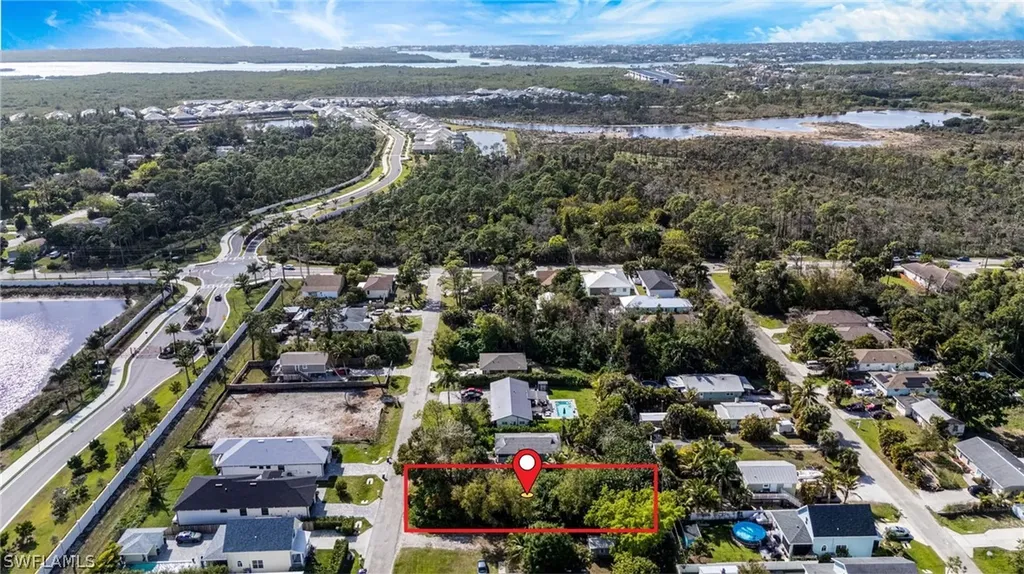 3045 Woodside Avenue Naples FL 34112